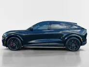 Ford Mustang Mach-E Extended Premium RWD 88 kWh | Uit Voorraad Leverbaar | Prijs Inclusief 2000 Euro Ford Voordeel | 600km WLTP Rijbereik | 19' Lichtmetalen Velgen | Elektrisch Bedienbare Achterklep met Sensor Besturing