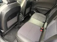 Renault Captur 1.0 TCe 90 techno Zeer lage kilometerstand  , Apple Carplay/Android Auto , navi , cruise , camera , lm velgen , parkeersensor , tel , usb .