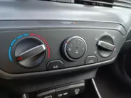 Hyundai i20 1.0 T-GDI Comfort | Navigatie | Parkeercamera | Lichtmetalen velgen |