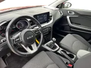 Kia XCeed 1.0 T-GDi ComfortLine | Gratis beurt bij aflevering | All seasons banden | Apple Carplay | Android Auto | Achteruitrijcamera | Climate control | Stoelverwarming | Stuurverwarming |