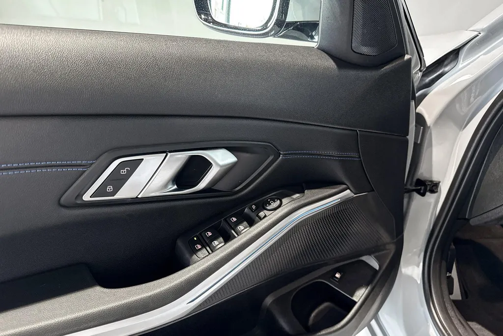 BMW 3 Serie Sedan 330e