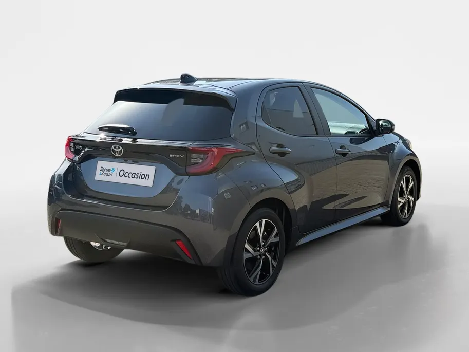 Toyota Yaris 1.5 Hybrid Dynamic | 10 jaar Fabrieksgarantie! | NIEUW! | Automaat | Achteruitrijcamera | Adapt. Cruise Control | Navigatie | Apple/Android Auto |