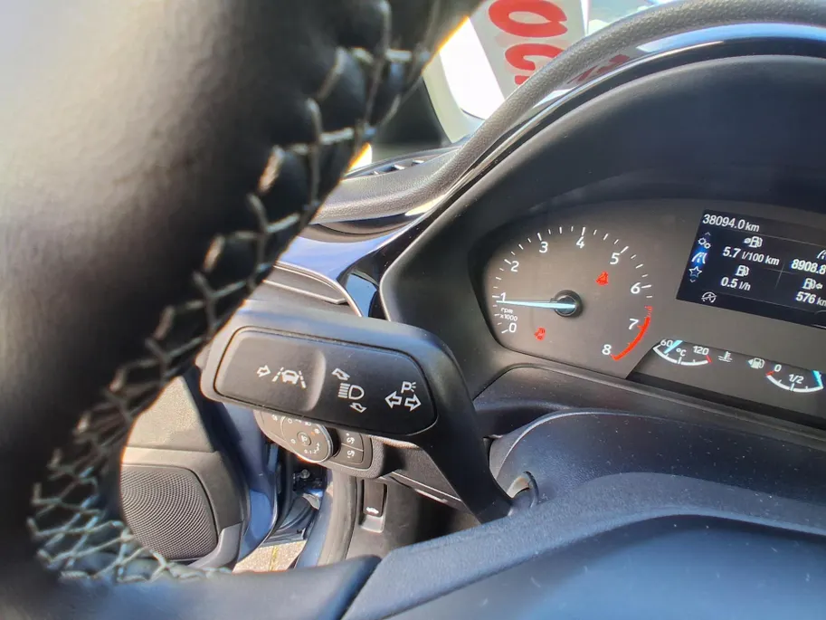 Ford Fiesta 1.0 EcoBoost Hybrid Titanium WINTERPAKKET.