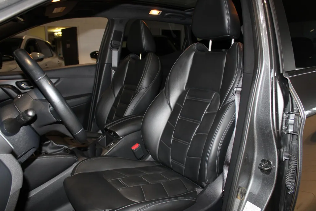 Nissan QASHQAI 1.3 DIG-T Tekna + | Bi-led verlichting | Afneembare trekhaak | Nappa lederen bekleding | Stoel geheugen | 360grd camera | Automaat | 1500kg trekgewicht | Pro-pilot |  Bose audio |
