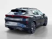 CUPRA Formentor 1.5 - 204PK TSI e-Hybrid Business Automaat | NIEUWE AUTO | Elektrisch Wegklapbare Trekhaak | Schuif/Kantel Dak | Digital Cockpit | Camera | Parkeersensoren | Stoelverwarming | Stuurwielverwarming | Apple CarPlay/Android Auto |