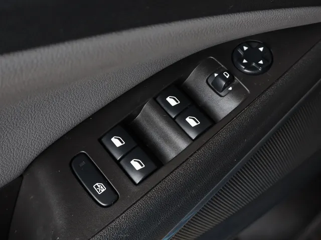 Opel Crossland X 1.2 Turbo Innovation | Camera | keyless