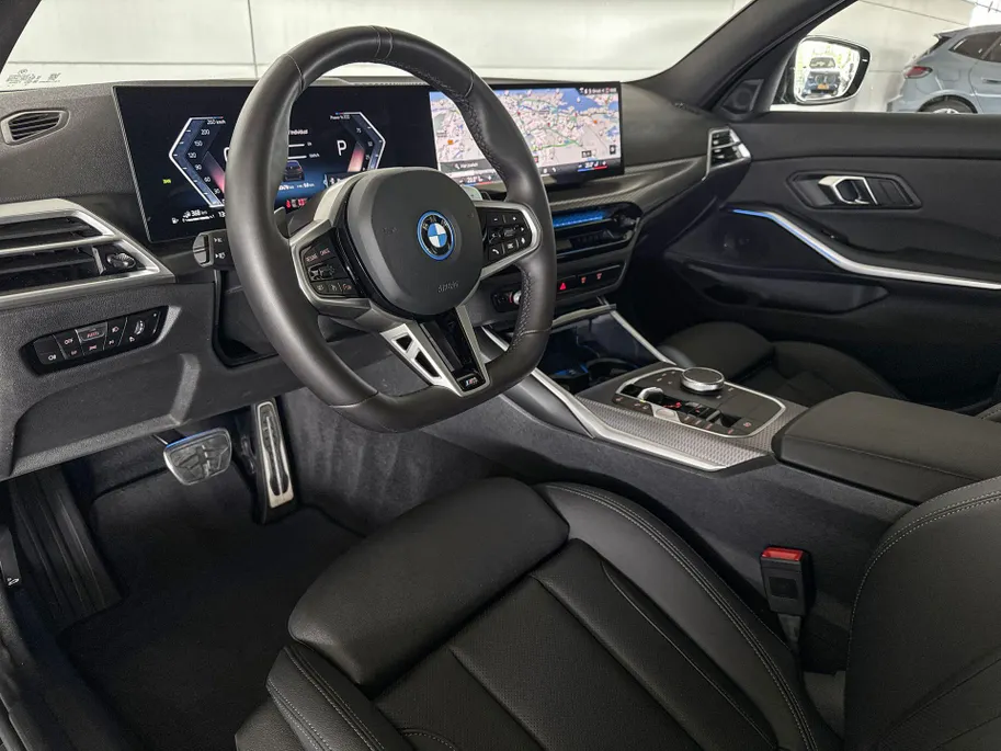 BMW 3 Serie Touring 330e