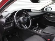 Mazda CX-30 2.0 e-SkyActiv-G M Hybrid Homura | Trekhaak | Camera | Stoelverwarming | HUD | 18" LM | Dodehoek detectie | Elek. achterklep | Cruise adapt. | LED |