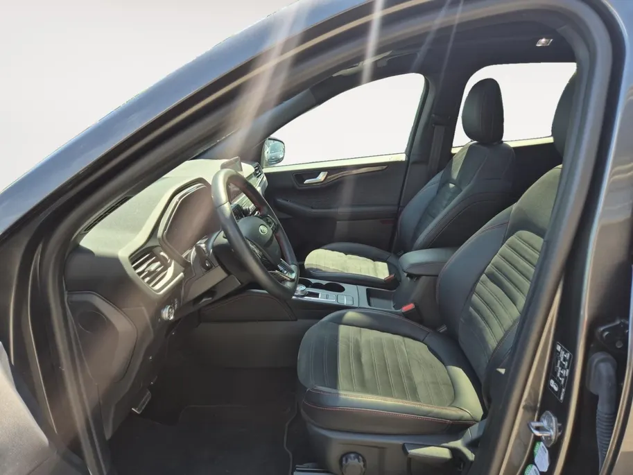 Ford Kuga 2.5 PHEV Vignale | Climate Control | Cruise Control | Navigatie | Camera | Stoelverwarming | Panoramadak | Stoelverwarming voor en achter |