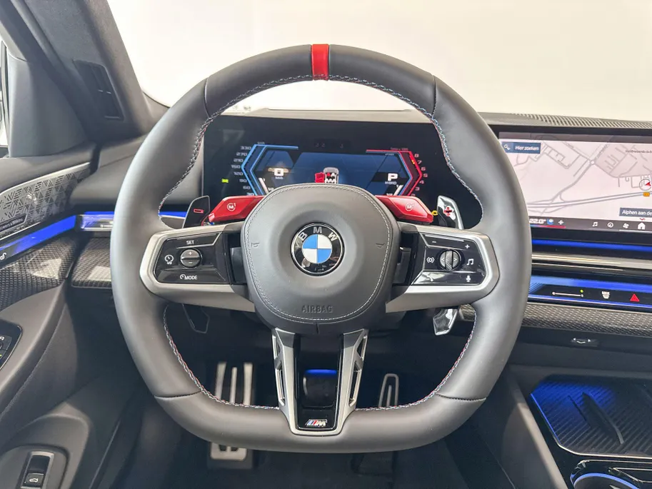 BMW M5 Touring M Drive Professional