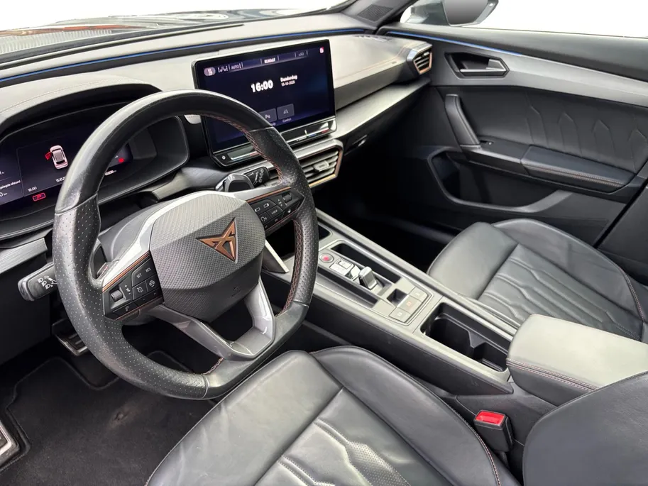 CUPRA Formentor 1.4 e-Hybrid VZ Copper Edition | Panoramadak | Adapt. Cruise Control | Stoel-en Stuurverwarming | Memory seats | 12 maanden garantie |