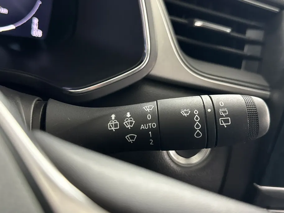 Renault Captur 1.6 E-Tech PHEV 160 Intens | Groot Scherm + Navigatie | Parkeercamera | Cruise Control