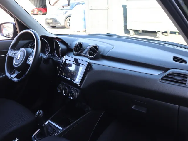 Suzuki Swift 1.2 Style Hybrid Adaptive Cruise | Carplay | Keyless