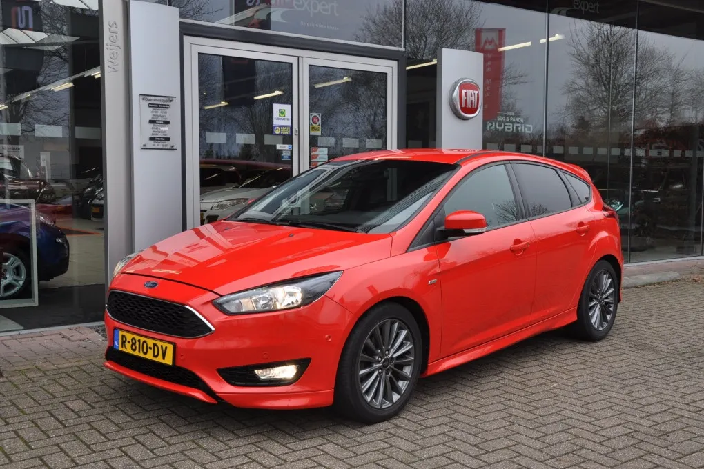 Ford Focus FOCUS1.0 Ecoboost ST Line Onbekend