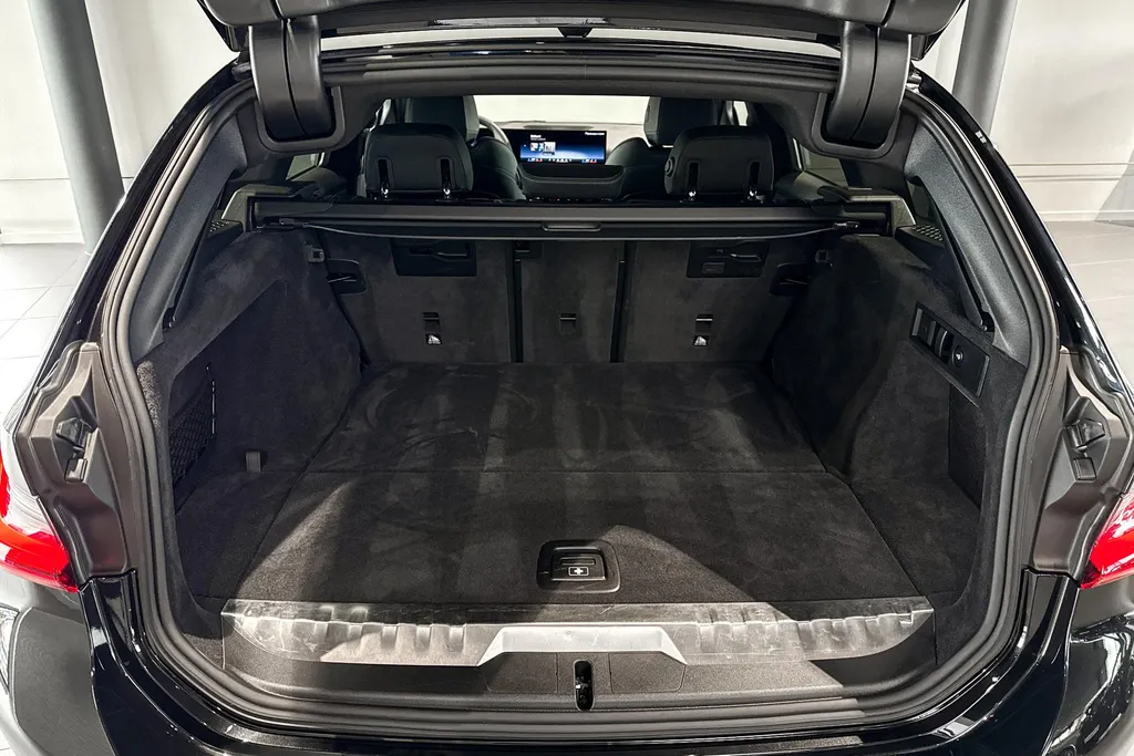 BMW 3 Serie Touring 330e