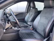 Ford Kuga 2.5 PHEV 225 pk ST-Line X Elektrisch wegklapbare trekhaak - 19inch lichtmetalen velgen - Winter Pack - Navigatie - Achterruitrijcamera