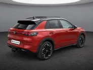 Volkswagen T-Roc 1.5eTSI/150PK R-Line Black Style · Panoramadak · Leder · 360°Camera · Trekhaak · Garantie t/m 18-01-2031 of 150.000km