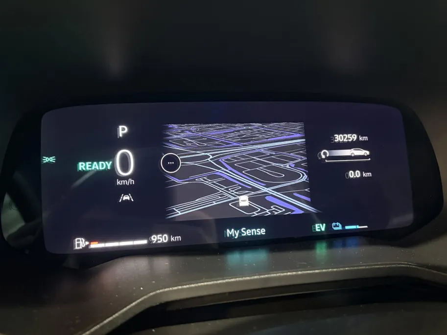Renault Clio 145PK E-Tech Full Hybrid Techno Automaat | 1e eigenaar | Camera | Parkeersensoren | Climate Control | Apple CarPlay/Android Auto | Cruise Control | Lichtmetalen Velgen | Full LED | Digital Cockpit |