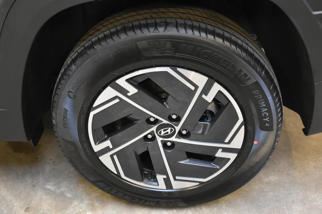 Hyundai Tucson 1.6 T-GDi HEV 238pk Aut Comfort Plus I Demo voordeel