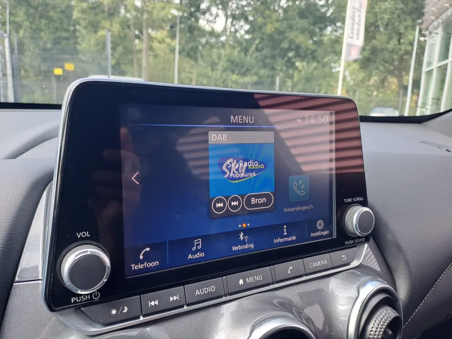 Nissan Juke 1.6 Hybrid N-Connecta |  Apple Carplay/Android Auto | Automaat | Cruise | Camera | Voorstoelen verwarmd | Stuur Verwarmd | Voorruit Verwarmd | ECC