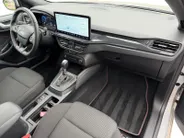Ford Focus Wagon 1.0 EcoBoost Hybrid ST Line X | 155 pk | Automaat | Adapt. cruise control | BLIS | Pano dak | Parkeersensoren voor en achter | Achteruitrijcamera | 17' lichtmetalen velgen | Privacy glas | Fabrieksgarantie |