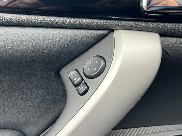 Mitsubishi Eclipse Cross 2.4 PHEV Instyle+ | Panoramadak | Trekhaak | All Seasons