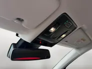 Renault Captur 1.6 E-Tech Hybrid 145 Intens | Automaat | Parkeersensoren | Camera | Cruise & Climate Control | Apple Carplay & Android Auto | 12 Maanden BOVAG Garantie