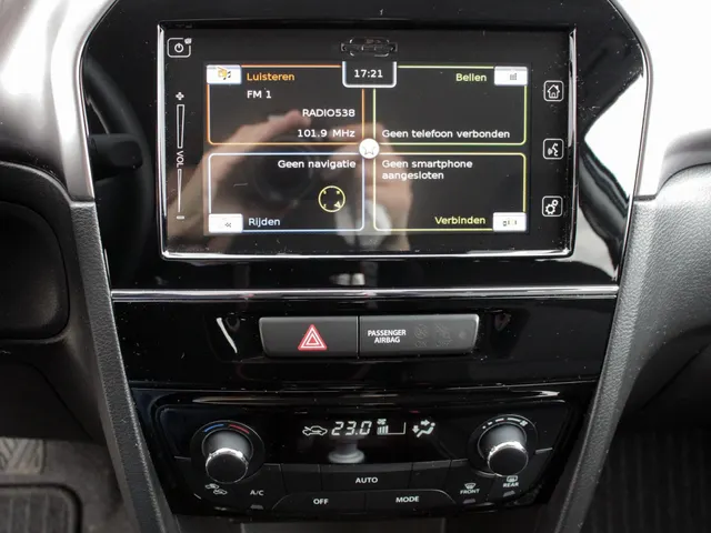 Suzuki Vitara 1.5 Hybrid Select AllGrip Automaat | Navi | Adap. Cruise | Clima | Camera | Lm-Velgen