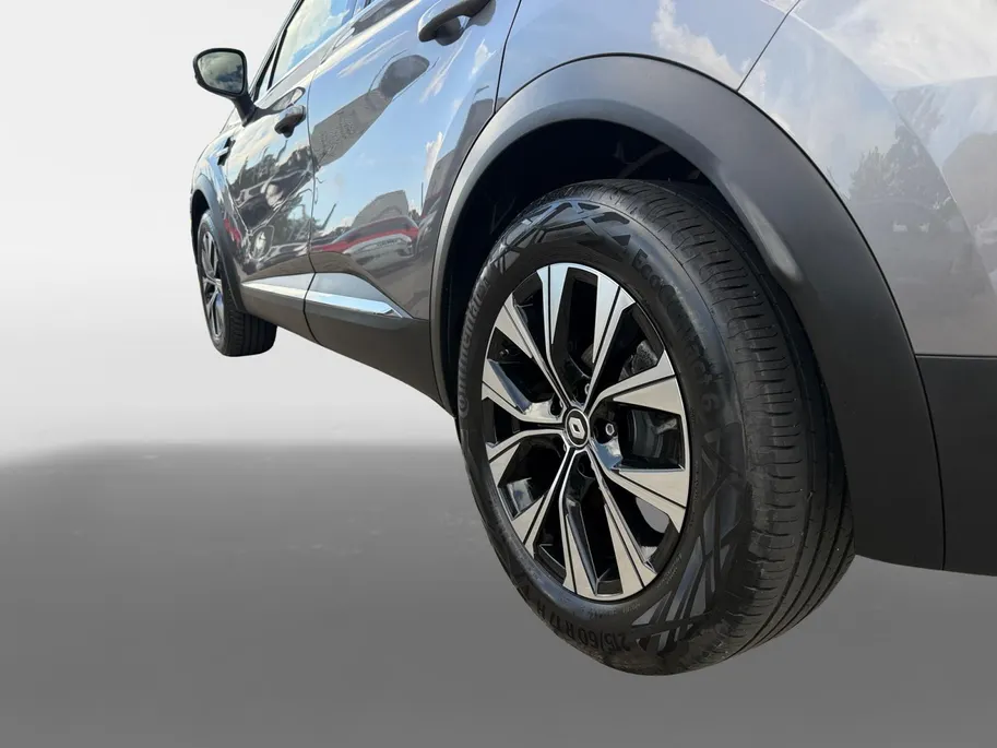 Renault Captur 1.6 E-Tech Hybrid 145 Intens | Automaat | Parkeersensoren | Camera | Cruise & Climate Control | Apple Carplay & Android Auto | 12 Maanden BOVAG Garantie