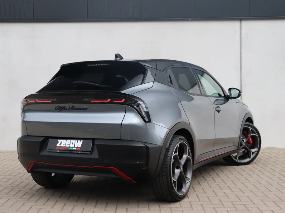 Alfa Romeo Junior Veloce 54 kWh 280 PK | Sport Pack | Techno Pack | 20'