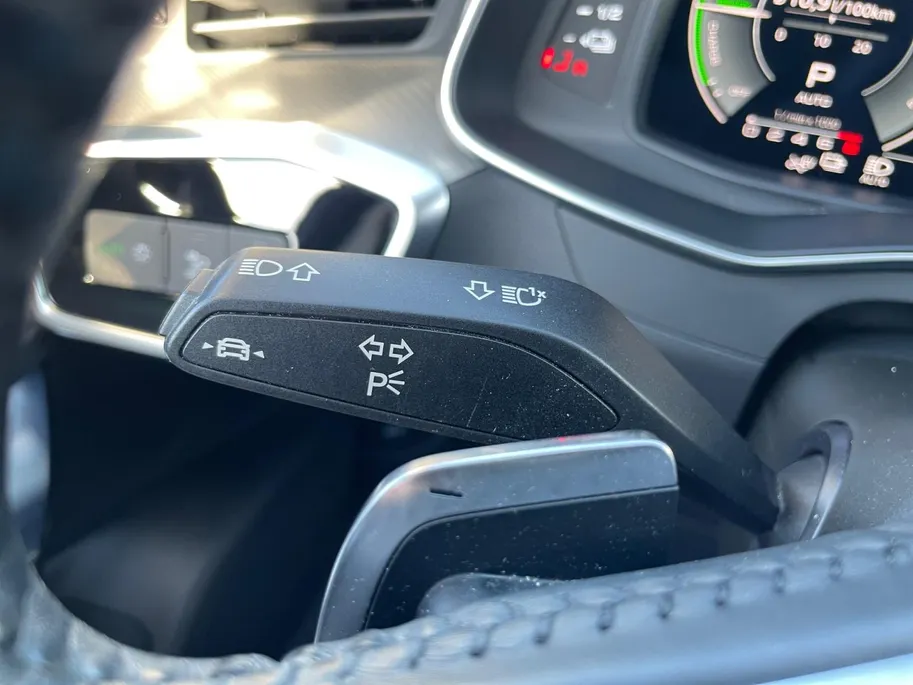 Audi A6 Limousine 50 TFSI e quattro Business edition *Automaat*Navi+360Camera*Schuif/kanteldak*Climate Control*Stoelverwarming/ventilatie*Elekt. Achterklep*Memory stoelen*Nette auto!
