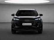 Audi Q6 e-tron S edition 83 kWh 252 PK · Adaptieve luchtvering · Glazen panoramadak · Trekhaak elek. wegklapbaar