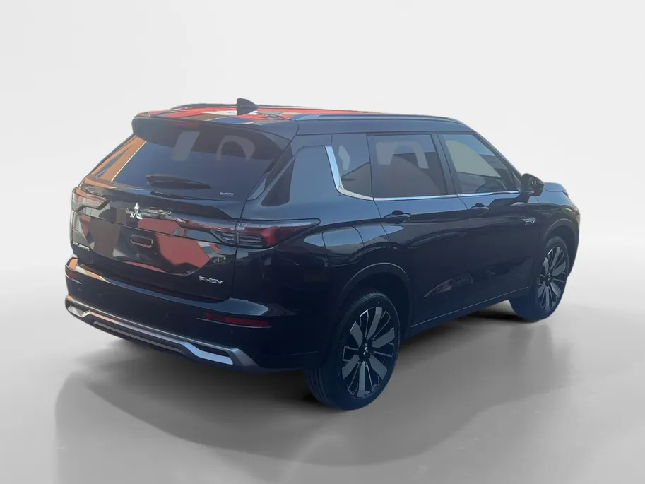 Mitsubishi Outlander 2.4 PHEV Limited Edition Zeer Complete uitvoering| 8 jaar garantie| Snel leverbaar | Totaalprijs op is op.