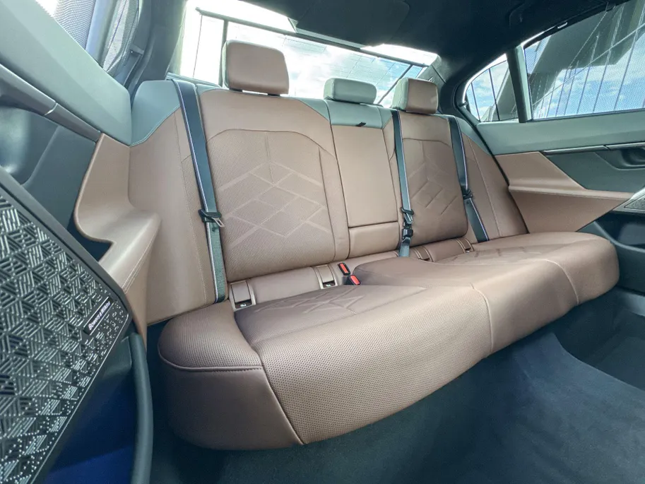BMW i5 Sedan M60 xDrive