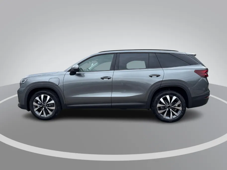 Škoda Kodiaq Business Edition Plus 1.5 TSI PHEV 150 kW / 204 PK | Trekhaak | Panoramisch Schuifdak | Light & View | 2.000 inruilpremie!!