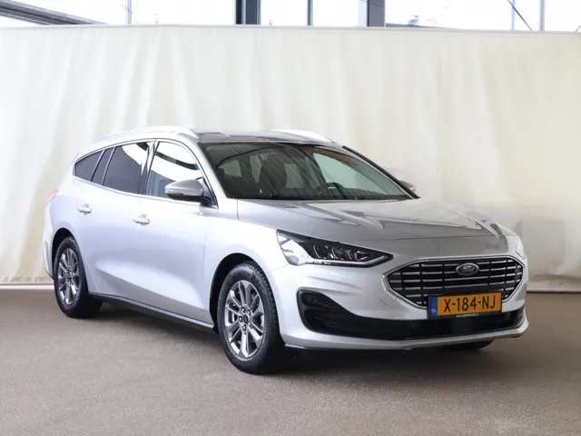 Ford Focus Wagon 1.0 EcoBoost Hybrid Titanium