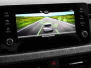 Škoda Kamiq 1.0 TSI 115pk Selection · Apple/Android Car Play · P-Sensoren · Cruise Control · DAB · 16'' Inch · Garantie t/m 18-06-2028 of 100.000km