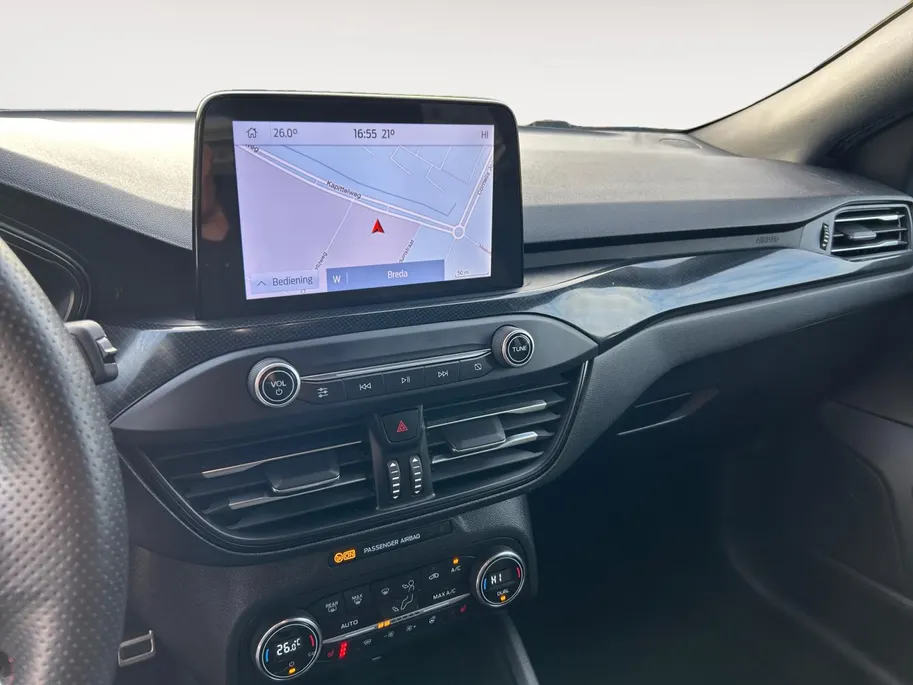 Ford Focus Wagon 1.0 EcoBoost ST Line Business | Stoelverwarming | Voorruit verwarming | Navi | Camera