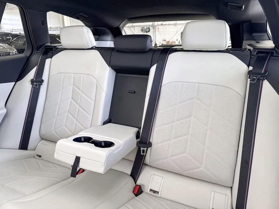 BMW i5 Touring eDrive40 Innovation Pack M Sportpakket Pro