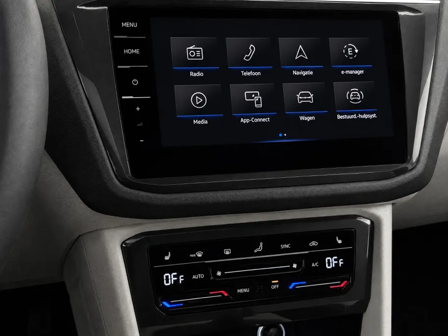 Volkswagen Tiguan 1.4 TSI 245pk DSG eHybrid Elegance · Camera · Panoramadak · Wegklapbare Trekhaak · Apple/Android Car Play · 18'' Inch ·