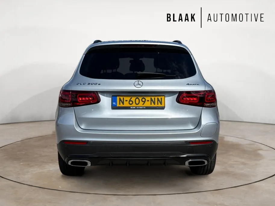Mercedes-Benz GLC 300e 4M Business Solutions AMG | panoramadak | BTW-auto | NL-auto