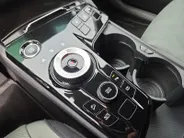Kia Sportage 1.6 T-GDi Hybrid Dark Edition | Camera | Carplay | Cruise Control Adaptief | Stoelverwarming voor en achter | Full Option |Trekhaak| Fabrieksgarantie t/m 5-2031 |
