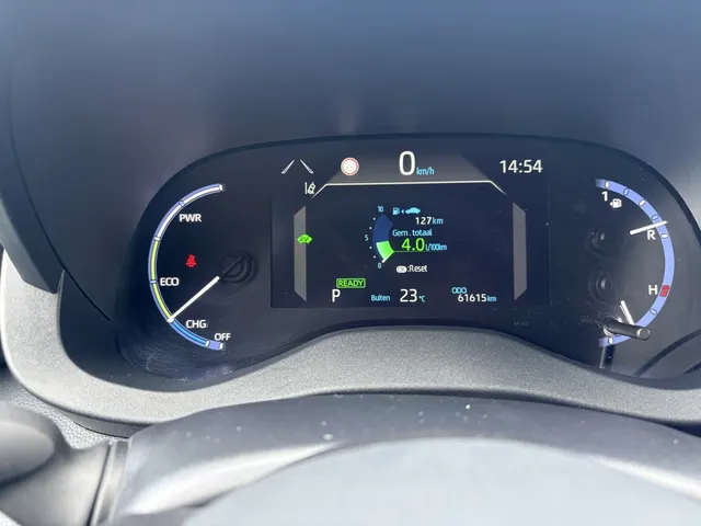 Toyota Yaris Cross 1.5 Hybrid Explore | Stoelverwarming | Parkeersensoren