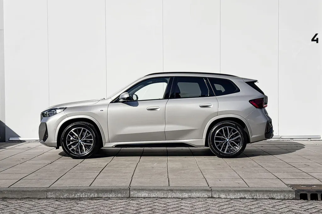 BMW iX1 xDrive30 M-Sport