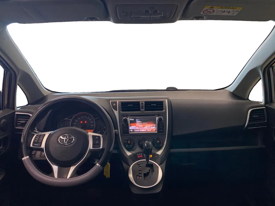 Toyota Verso-S 1.3 DYNAMIC | AUTOMAAT | TREKHAAK | NAVI |