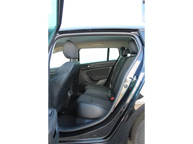 Renault Mégane Estate 1.3 TCe 115 PK Limited | Parkeersensoren | ECC | NAVI | 1.700 kg trekgewicht