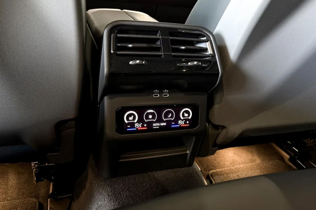 BMW i5 Touring xDrive40