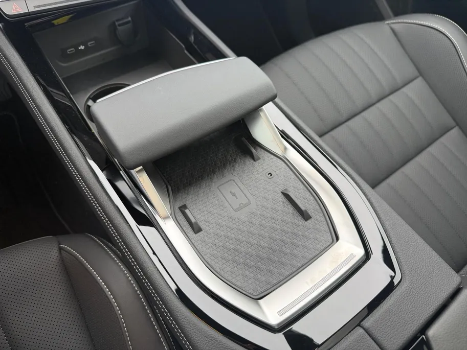 Renault Espace E-Tech full hybrid 200 iconic 7p. | Solarbay | Harman Kardon | Apple Carplay & Android Auto | Memory Seats | Cruise & Climate Control | Stoel & Stuurverwarming | Rijdende DEMO |