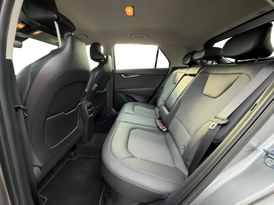 Kia Niro 1.6 GDi Hybrid DynamicLine | Navigatie | Camera | Adaptieve cruise control | Apple Carplay / Android Auto | Parkeersensoren voor en achter | Verbruik 1 op 20!