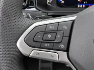 Volkswagen T-Roc 1.5TSI/150PK R-Line Black Style · Panoramadak · Apple/Android Car Play · Camera + Parkeersensoren · Garantie t/m 01-08-2027